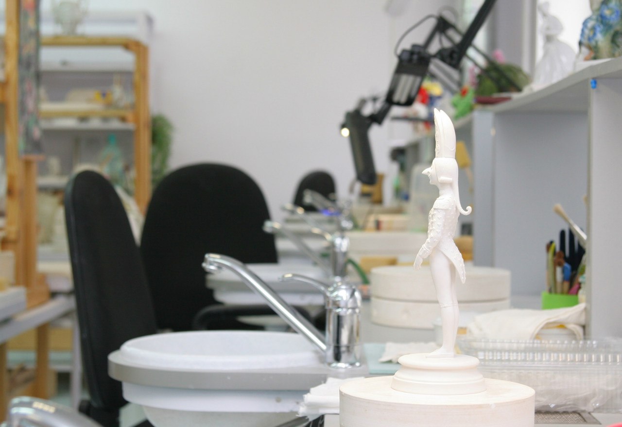 Highly artistic items workshop