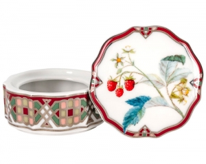 Lomonosov Porcelain Treasure Jewellery Round Box Sweet Raspberry Lomonosov Porcelain Treasure Jewellery Round Box Sweet Raspberry