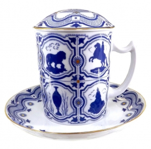 Lomonosov Imperial Porcelain Covered Tea Mug and Saucer Souvenir 12.8 oz